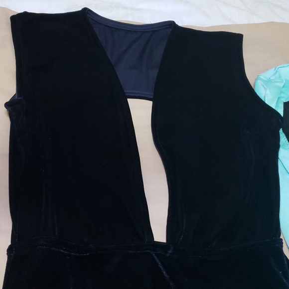 FASHION NOVA DRESSES - Picture 2 of 8